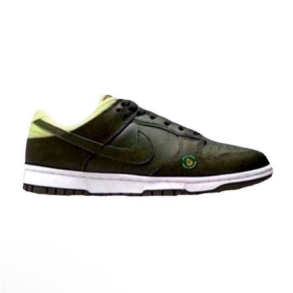 Rare Nike Dunks Limited Edition - Picture 1 of 4